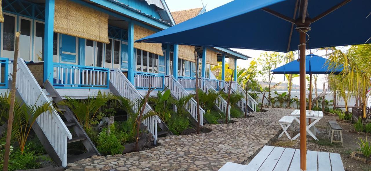 Moyo Island Resort Bagian luar foto