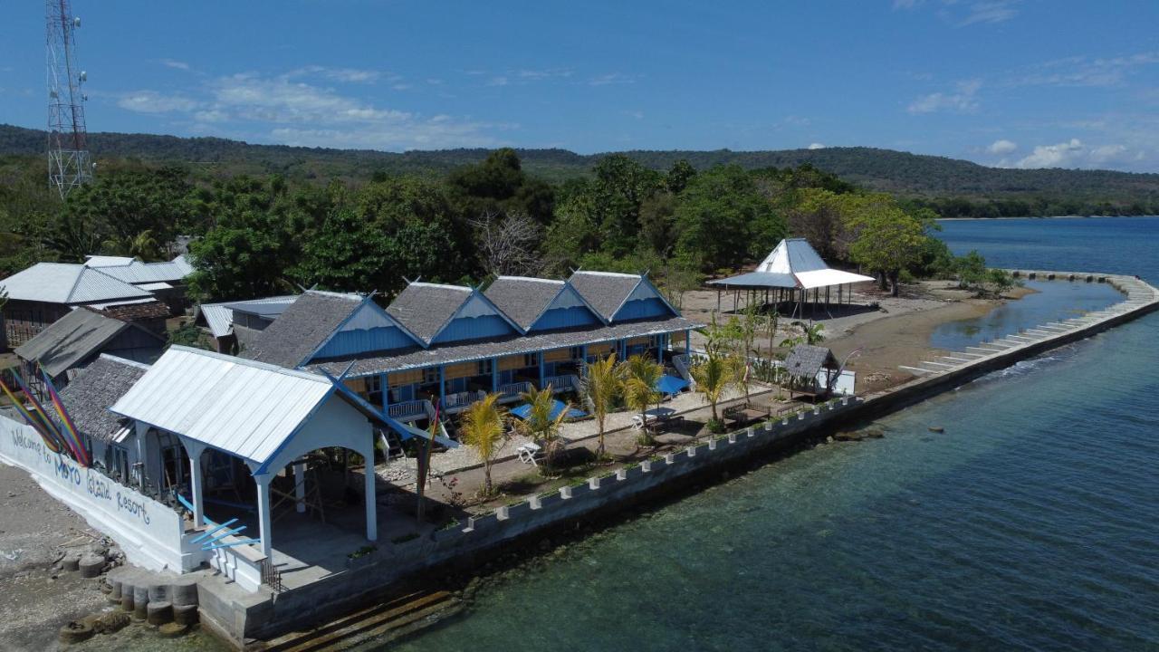 Moyo Island Resort Bagian luar foto