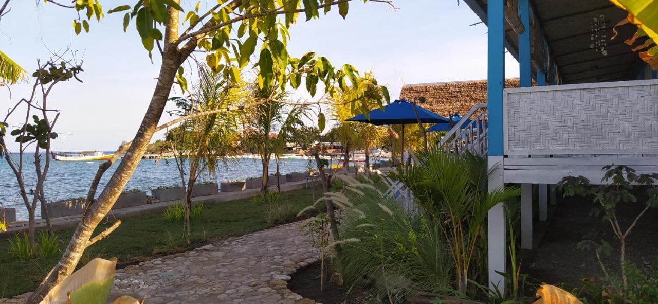 Moyo Island Resort Bagian luar foto