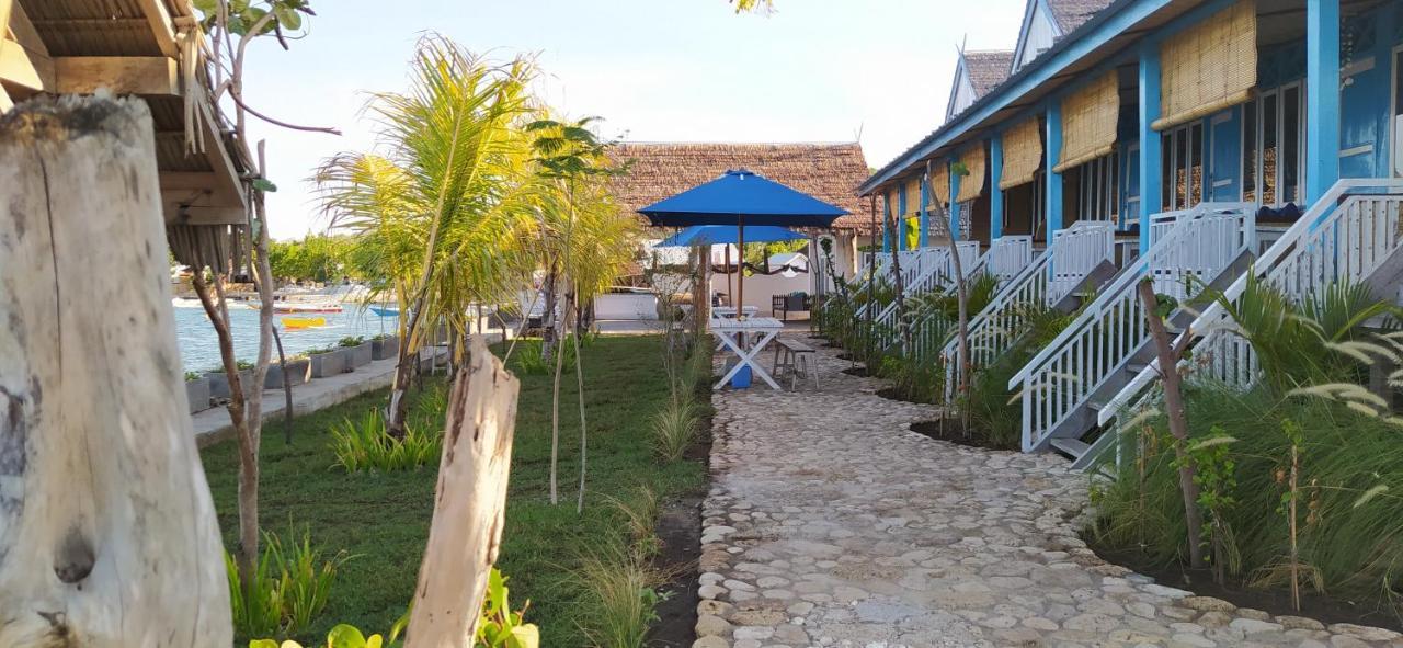 Moyo Island Resort Bagian luar foto