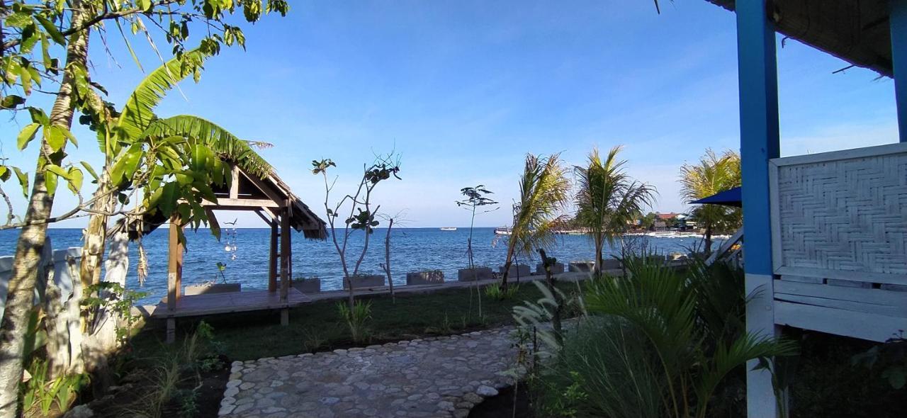 Moyo Island Resort Bagian luar foto