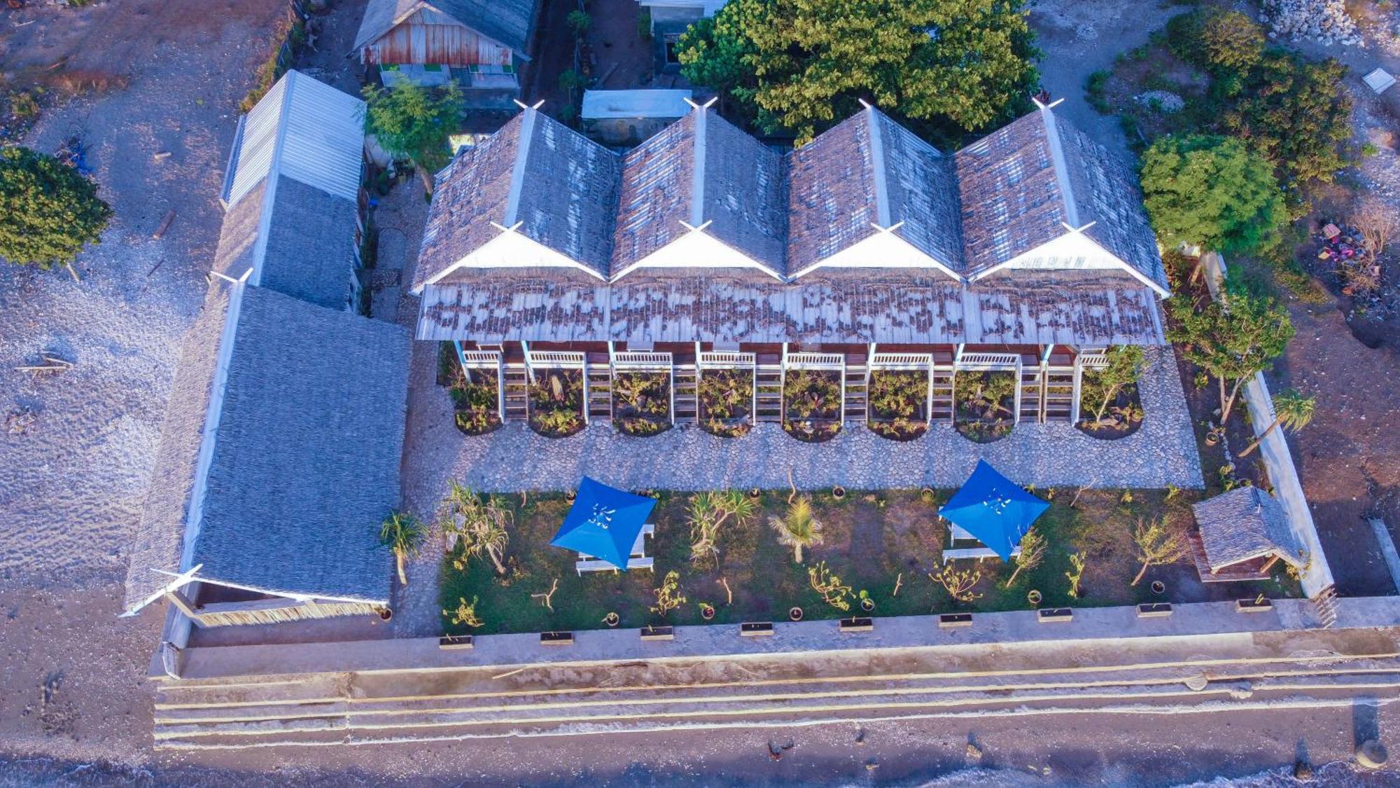 Moyo Island Resort Bagian luar foto